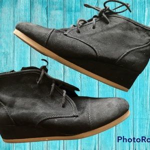 Girls Faux Suede Boots